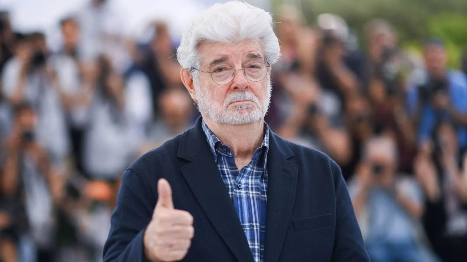 george-lucas-s-true-opinion-on-the-mandalorian-a-creator-s-legacy-and-praise-image-0