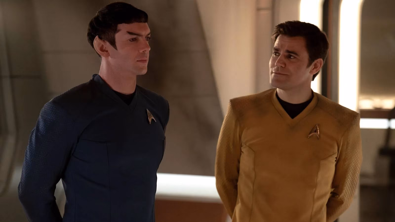 strange-new-worlds-finale-thomas-jane-is-bones-kai-murakami-is-sulu-image-0