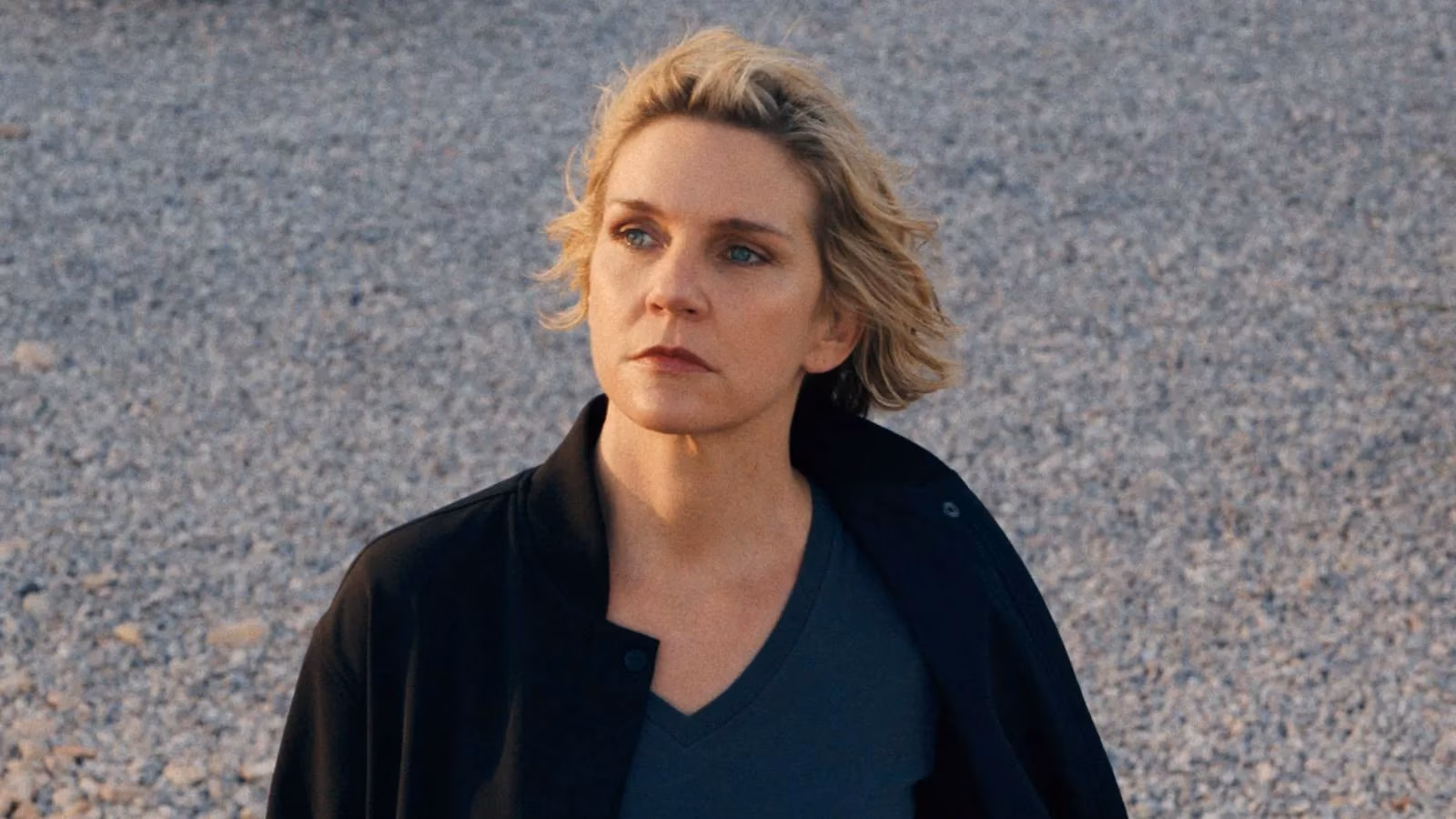 why-resident-alien-is-the-perfect-next-binge-after-pluribus-image-0